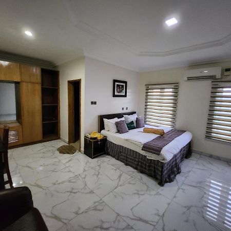 Nue-Crest Hotels & Suites Энугу Экстерьер фото
